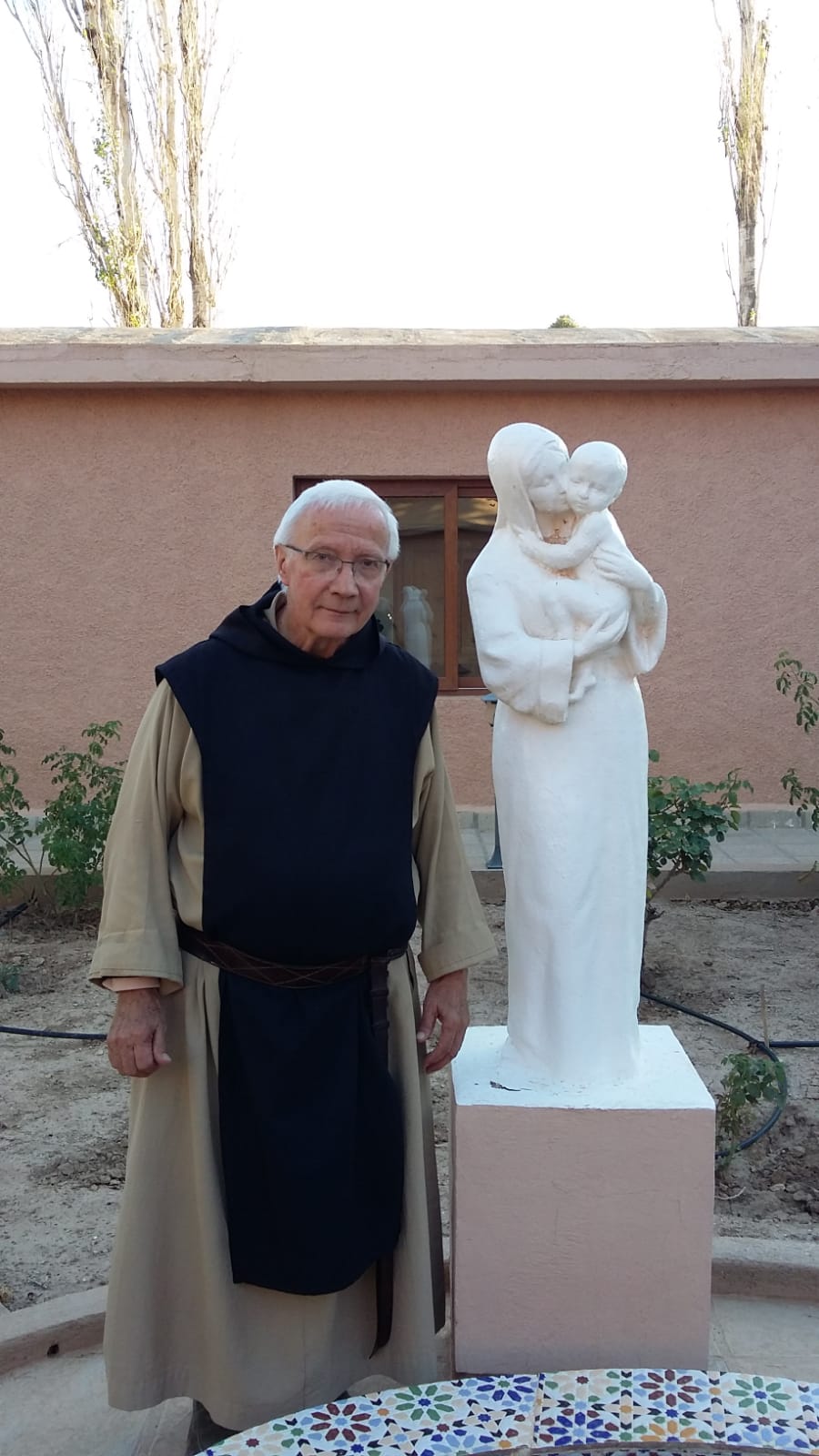 LE PRIEUR DU MONASTERE NOTRE-DAME DE L&rsquo;ATLAS CELEBRE 50 ANS DE VIE MONASTIQUE