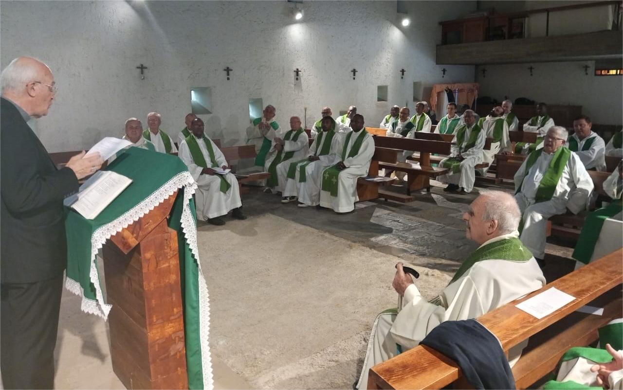 RABAT : VISITE DU NONCE APOSTOLIQUE AUX PRETRES ET RELIGIEUX EN SESSION ANNUELLE