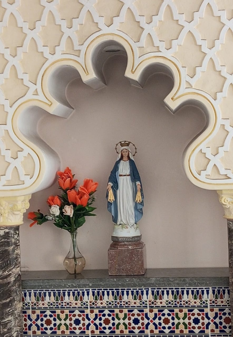 COMPRENDRE LA FIGURE DE MARIEPOUR MIEUX VIVRE L’AVENT ET NOËLAVENT ET NOËL : FIGURE DE LA VIERGE MARIE DANS LE MYSTERE DU SALUT ET DANS NOS VIES