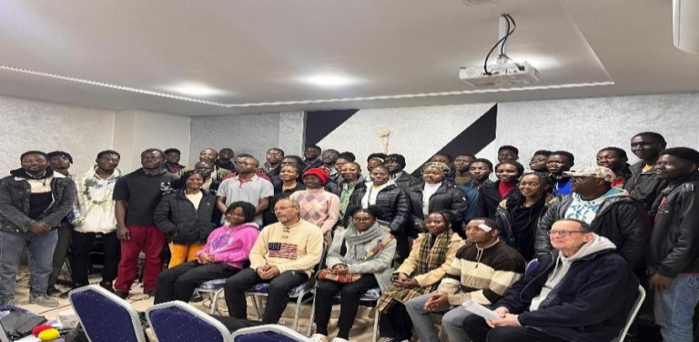 OUJDA : CHRETIENS CATHOLIQUES ET EVANGELIQUES UNIS DANS LA FOI ET LA FRATERNITE