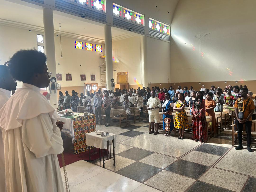 FES : L’ARCHEVEQUE DE RABAT EFFECTUE UNE VISITE PASTORALE A LA PAROISSE SAINT-FRANÇOIS D’ASSISE