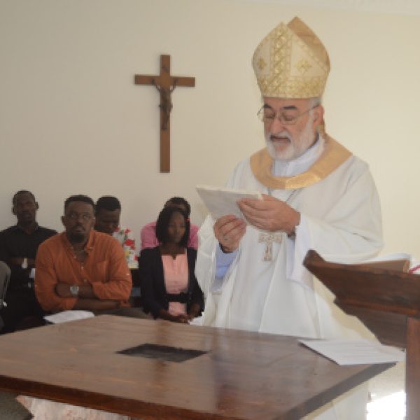 Bénédiction de la maison paroissiale