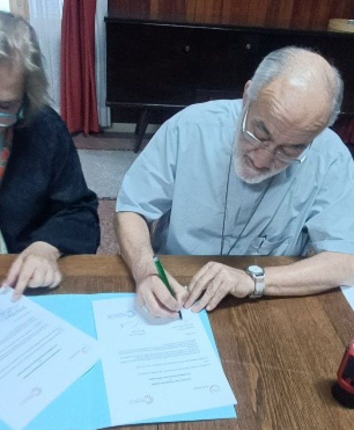 Mme Radi et le Père Lopez Romero