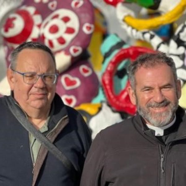 Un Prêtre Américain nous parle de sa visite au Maroc