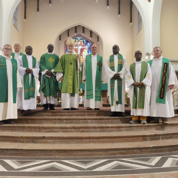 INSTALLATION DU NOUVEAU CURE DE LA CATHEDRALE SAINT-PIERRE DE RABAT ET DE DEUX VICAIRES