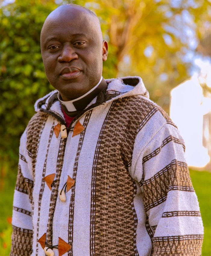 LE PERE ANDRÉ KEMALEU, REPRÉSENTANT DE LA CERNA A LA RENCONTRE INTERNATIONALE : « LES CURÉS POUR LE SYNODE » A ROME, NOUS LIVRE SES IMPRESSIONS